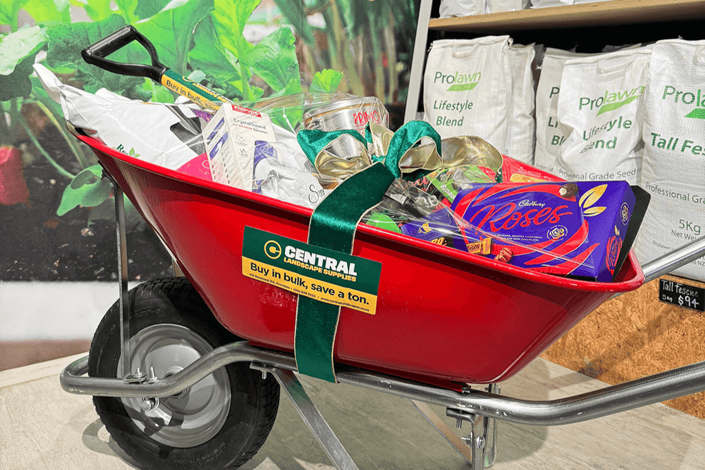 Central Landscape Supplies Christmas Wheelbarrow Hamper Draw