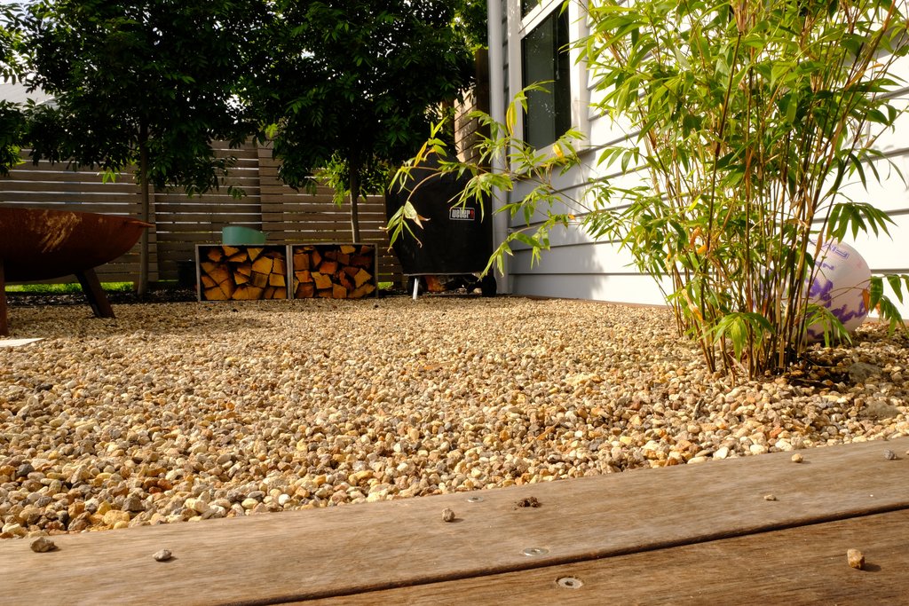 Make your garden pop with Waikato Fleck pebbles